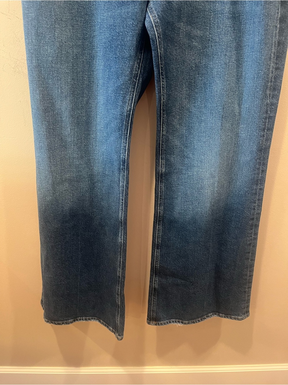 NEW Citizens of Humanity Kimberly 70s Mid-Rise Flare Jeans in Cruise, Size 32 - Picture 3 of 7